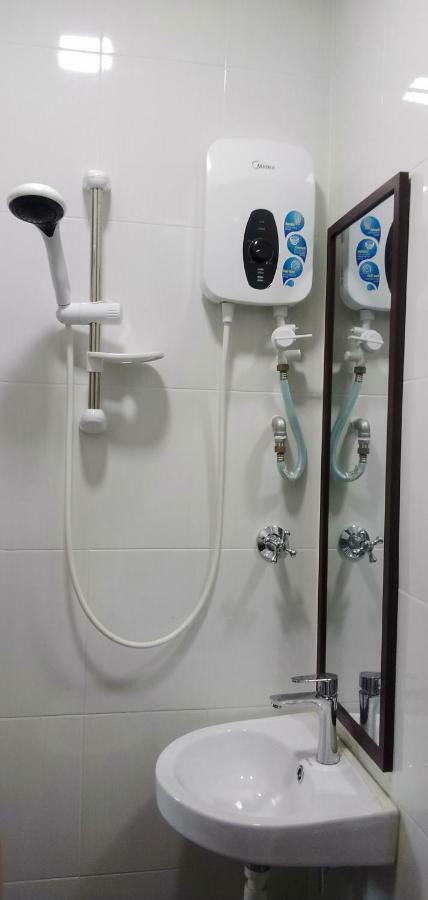 Purple Dream Home Teluk Panglima Garang Ngoại thất bức ảnh