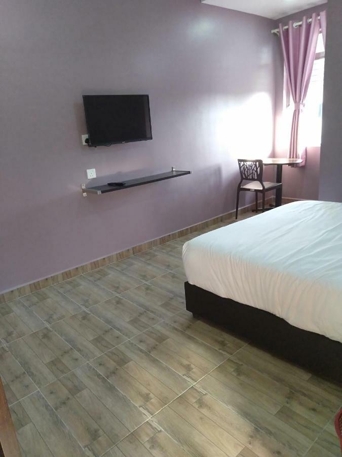 Purple Dream Home Teluk Panglima Garang Ngoại thất bức ảnh