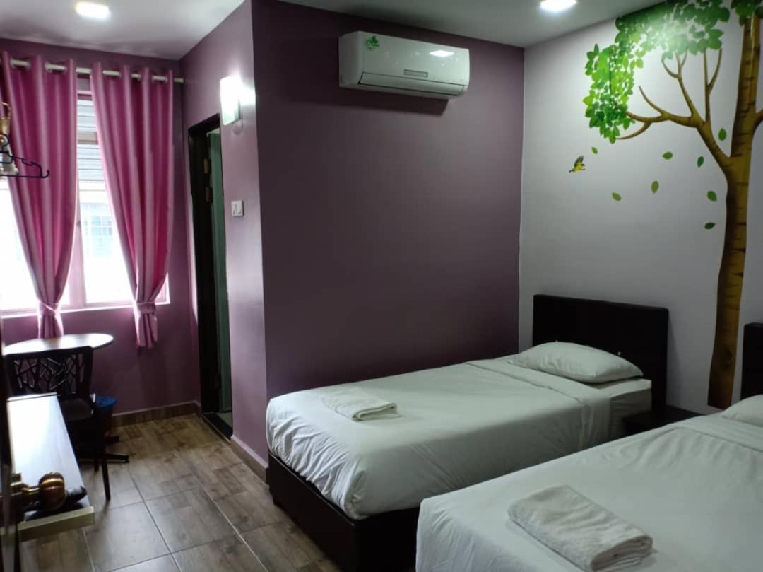 Purple Dream Home Teluk Panglima Garang Ngoại thất bức ảnh
